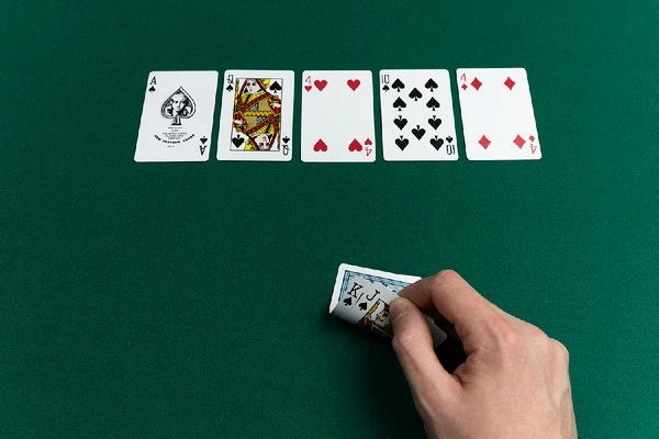 Texas Hold'em for Beginners: Mastering the Fundamentals of Poker 