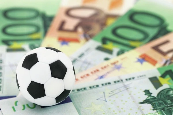 Football Interval: Implementing Effective Bankroll Management for Successful Betting 