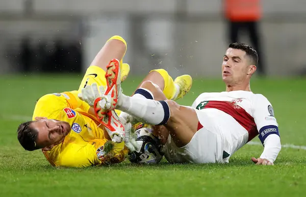 ตรวจสอบอัตราต่อรอง Portugal vs Slovakia เวลา 01:45 น. วันที่ 14 ตุลาคม